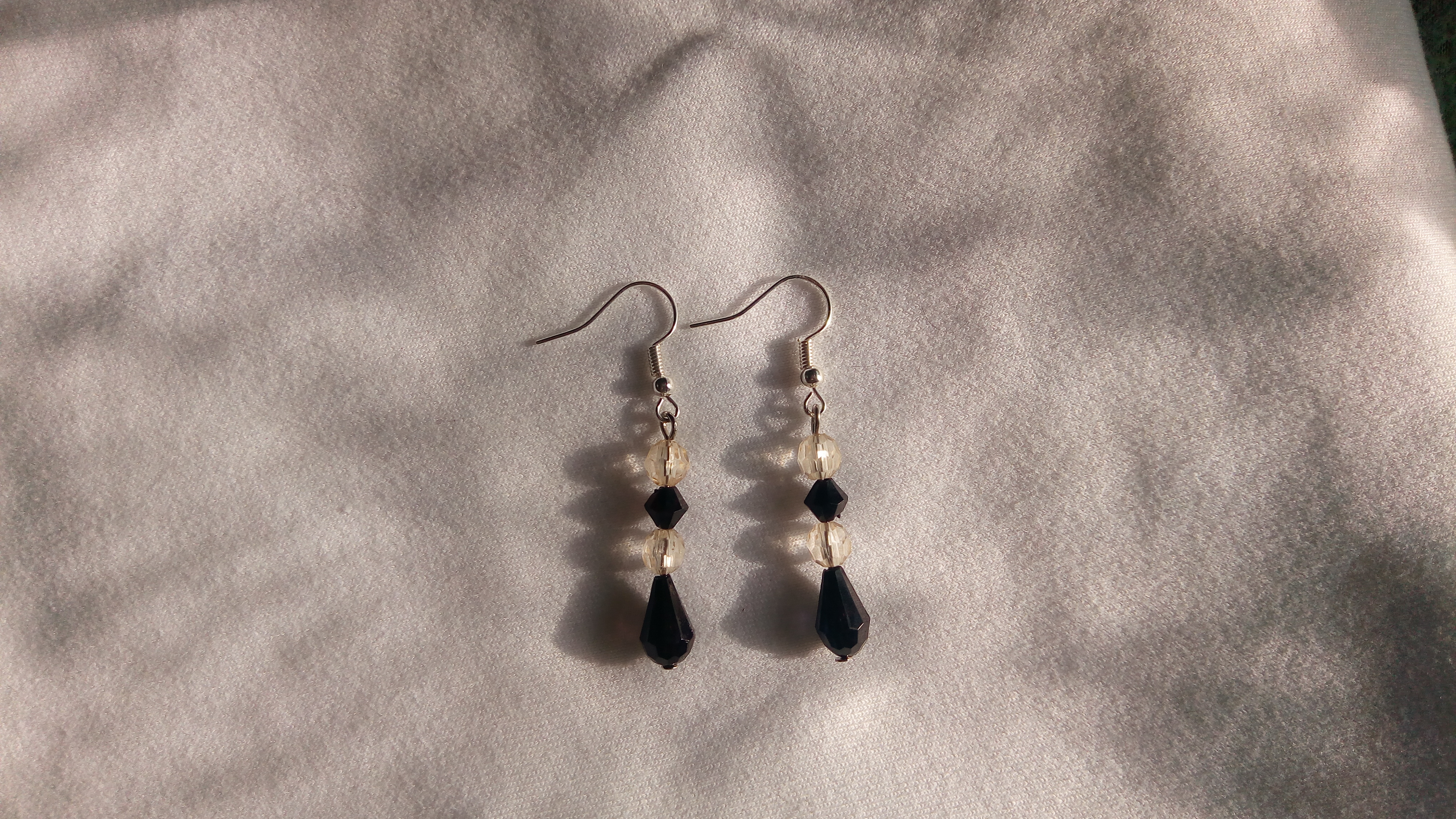 Earrings Image 10